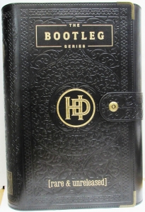 19656